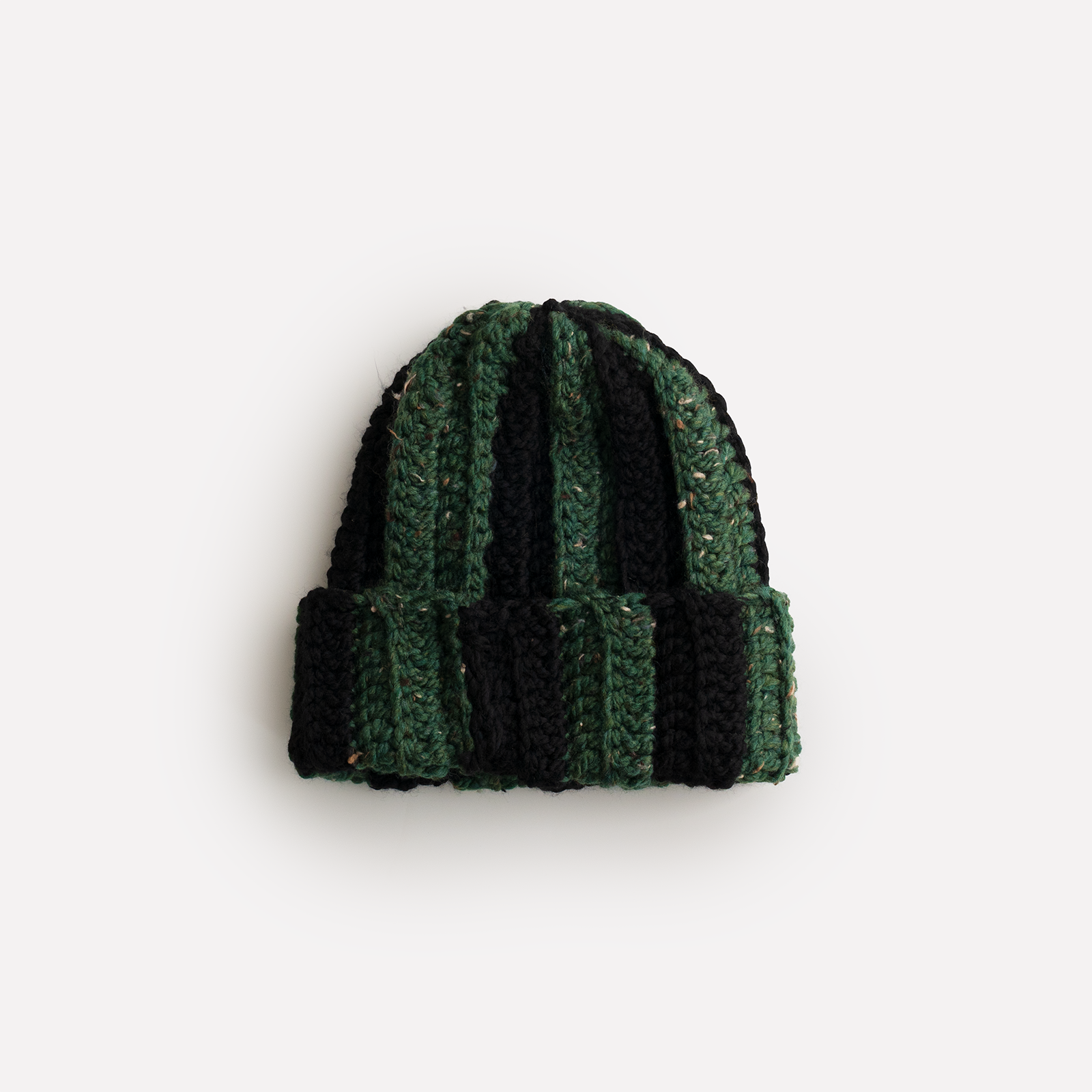 "ONE of ONE" Hand-Knitted Beanie (FOREST GREEN / BLACK)
