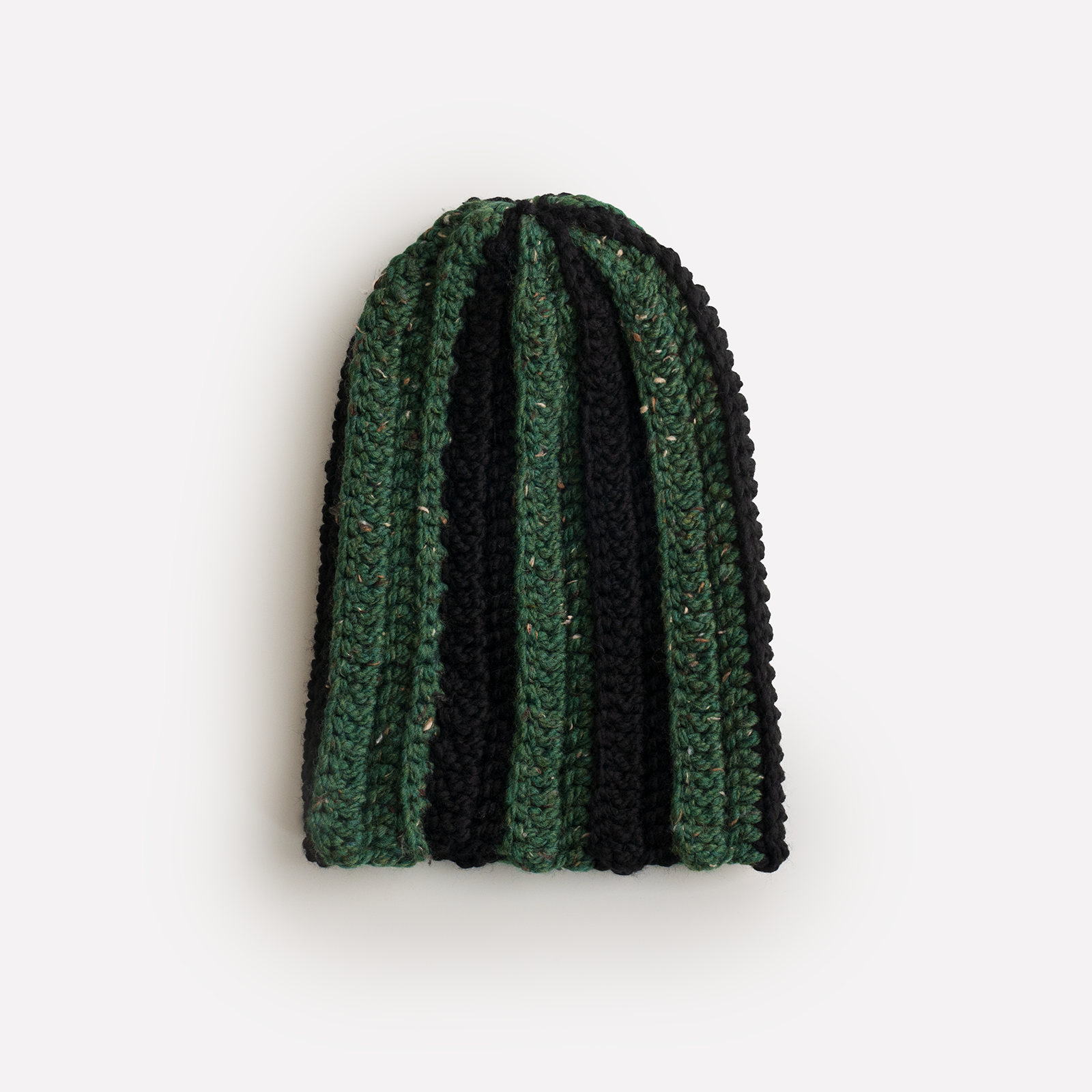 "ONE of ONE" Hand-Knitted Beanie (FOREST GREEN / BLACK)